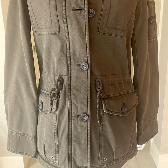 Levi’s Hooded Military Jacket Army Size XS  ***NWT*** - Picture 7 of 14